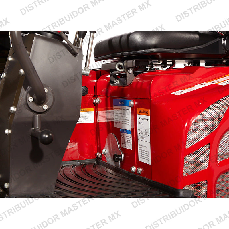 Miniexcavadora  XN16, motor Kubota de 16,0 HP Diesel