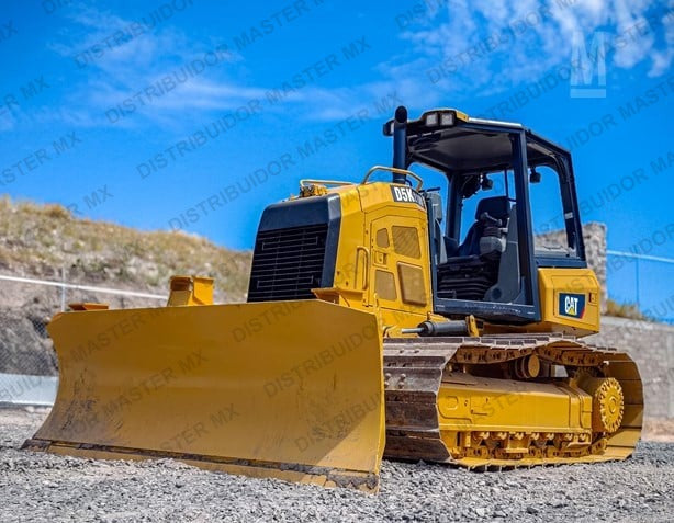 2020 CATERPILLAR D5K LGP