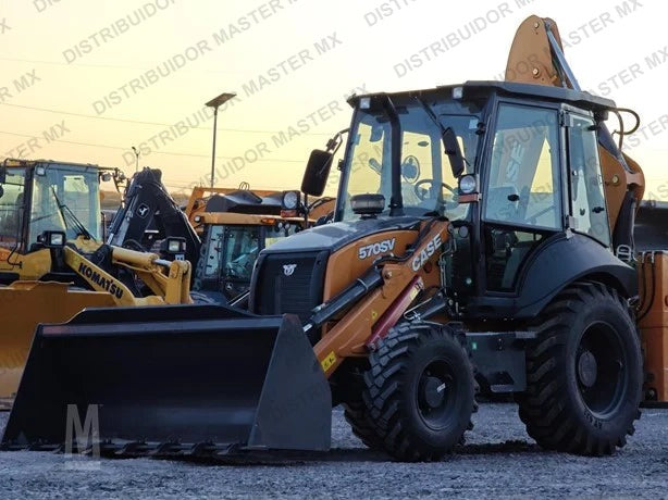 2023 CASE 570SV Retro-Excavadora